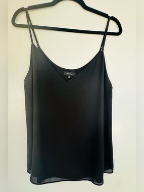 Aritzia Babaton Black Flowy V-Neck Camisole Tank Top | Size Medium